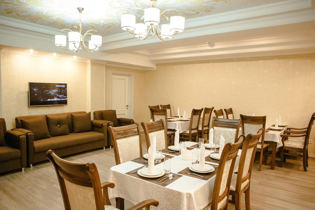 Luxury House Hotel Shymkent Exterior foto
