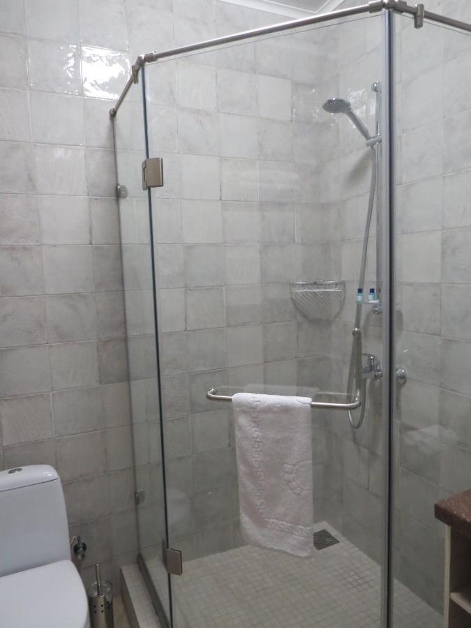 Luxury House Hotel Shymkent Exterior foto